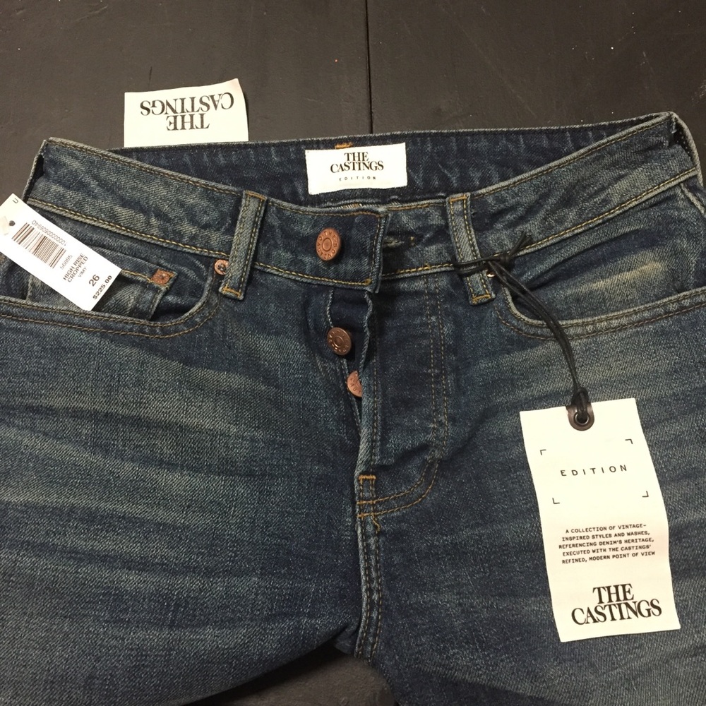 Aritzia the castings “vimy” 26